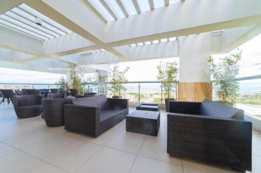Alabang Condominium By Anuva Manila